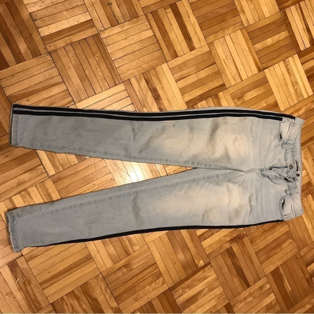 3/15$ revamped jeans​